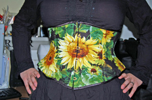 sunflower pattern underbust corset